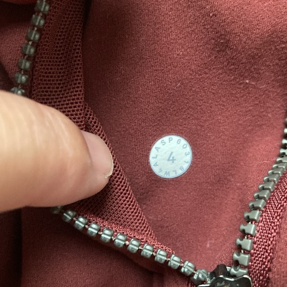 Lululemon Contour Jacket - Picture 9 of 11